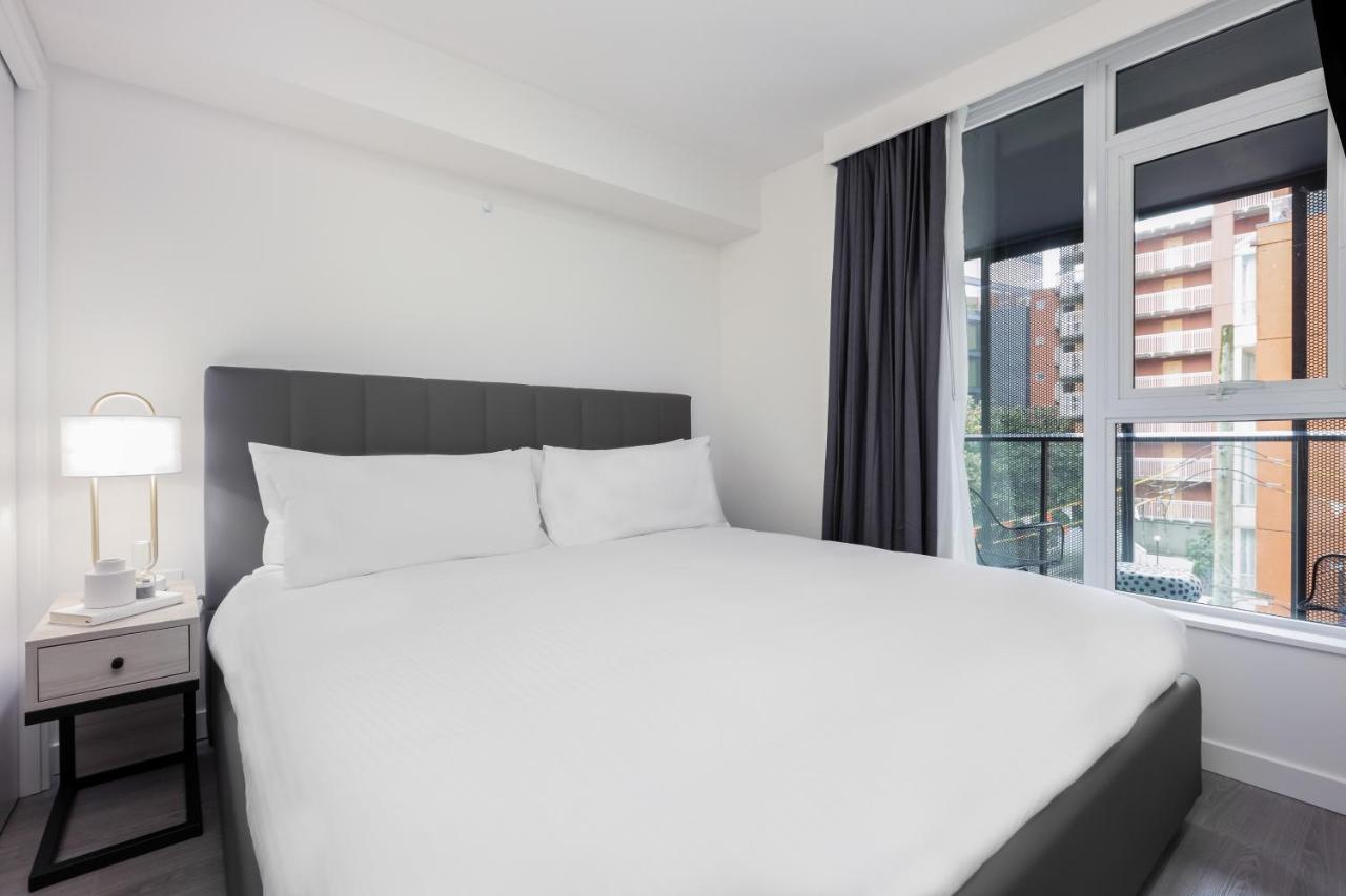 Level Downtown - Howe Hotel Vancouver Exterior photo